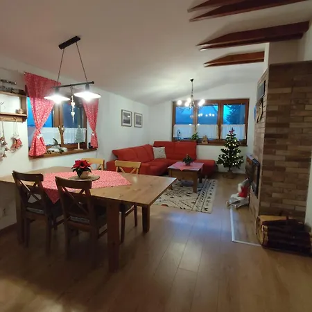 Domcek Tatran * Stará Lesná